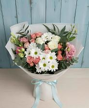 Букет цветов из:  Розы, Лизиантусы и Хризантемы в Приморском