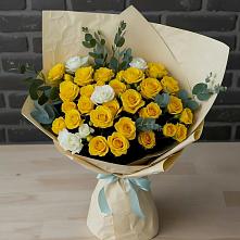 Букет цветов из:  Розы в Приморском