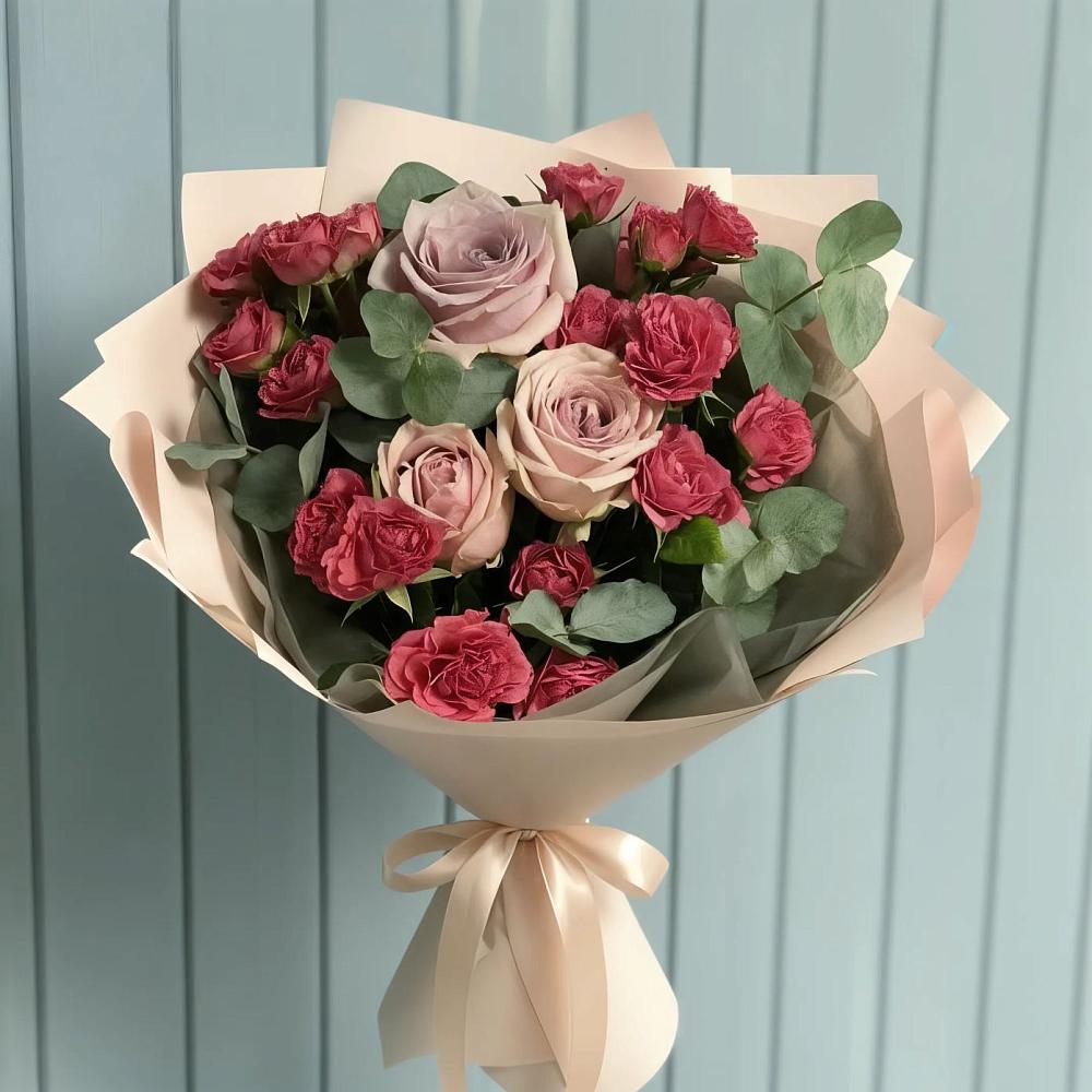 Букет цветов из: Гвоздики и Розы в Приморском