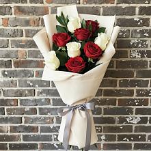 Букет цветов из:  Розы #REPLACE_PRED# Приморском