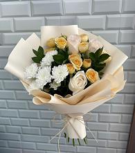 Букет цветов из:  Розы и Хризантемы #REPLACE_PRED# Приморском