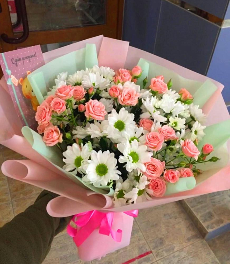 Букет цветов из: Розы и Хризантемы в Приморском