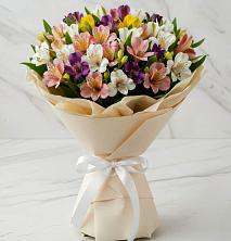 Букет цветов из:  Альстромерии в Приморском