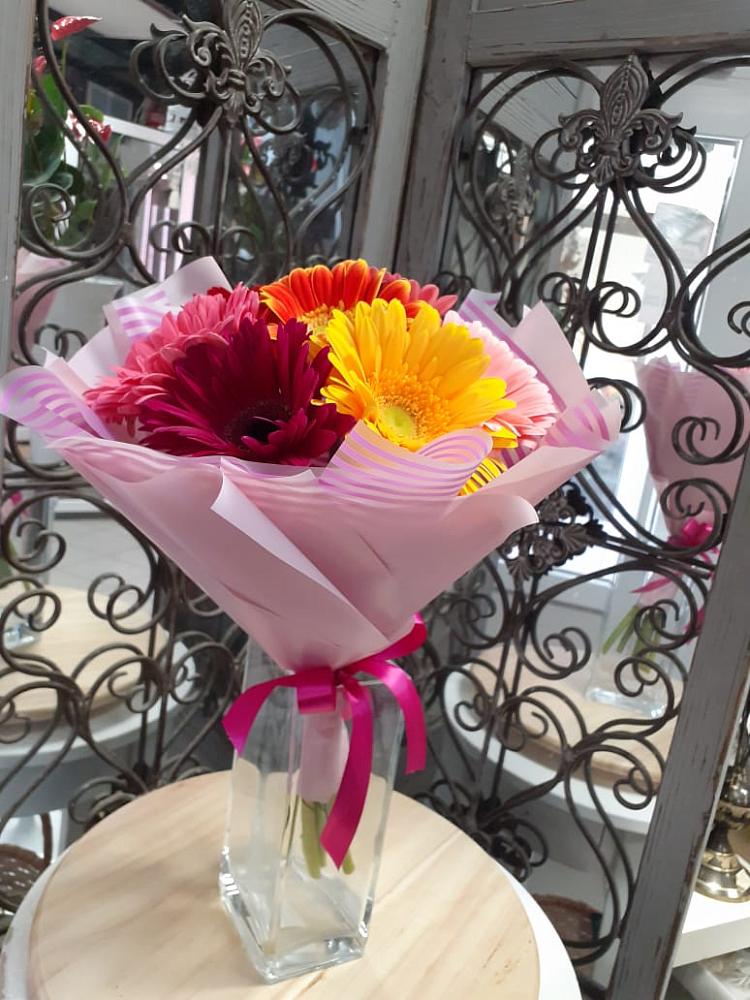 Букет цветов из: Герберы в Приморском