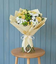 Букет цветов из:  Хризантемы и Розы в Приморском