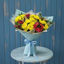 Букет цветов из:  Альстромерии и Хризантемы в Приморском