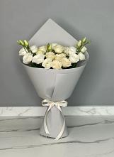 Букет цветов из:  Розы и Лизиантусы в Приморском